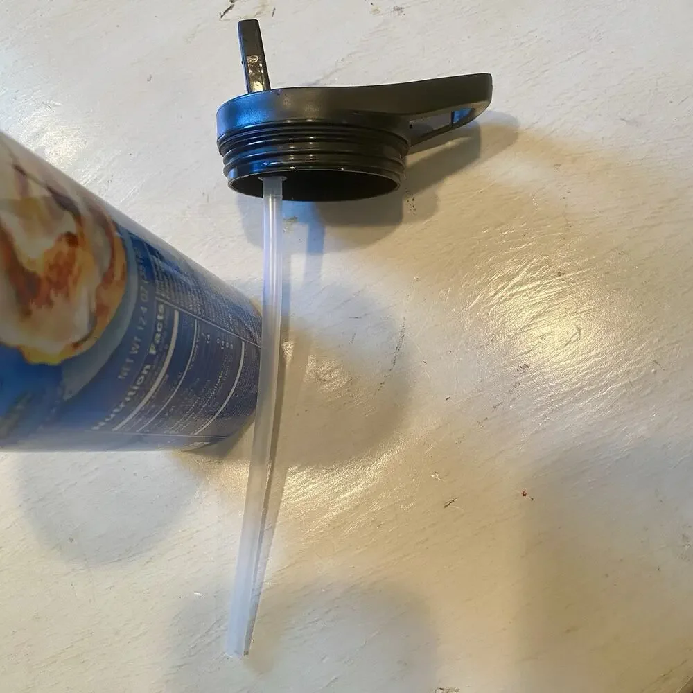 Pillsbury Cinnamon‎ Rolls 20 oz Tumbler with Straw